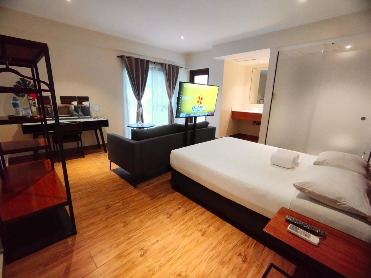 The Hub District Garden Suites Pasay Eksteriør billede