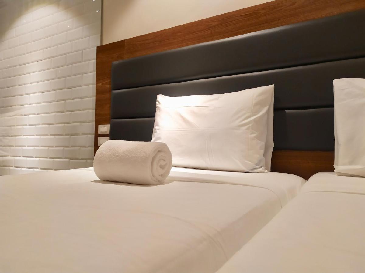 The Hub District Garden Suites Pasay Eksteriør billede